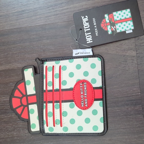 Her Universe Kuromi and My Melody Card Holder - Picture 4 of 4